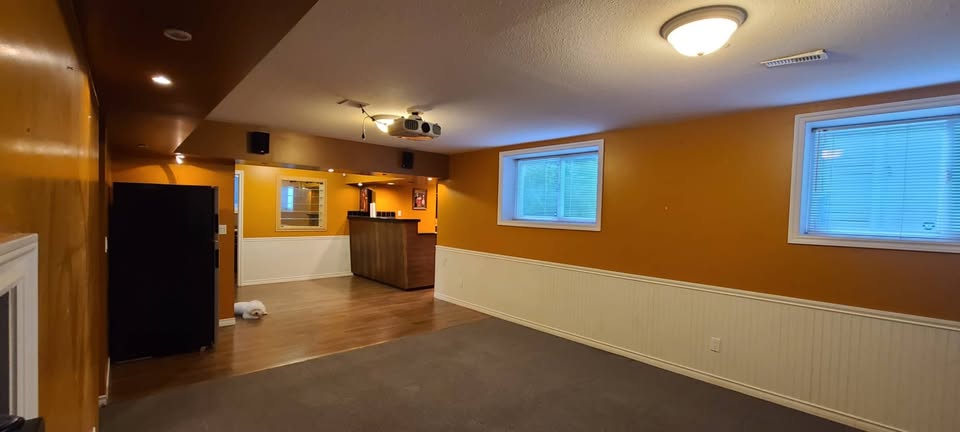 Charming 2 Bed 1 Bath Apartment in Surrey — photo 5